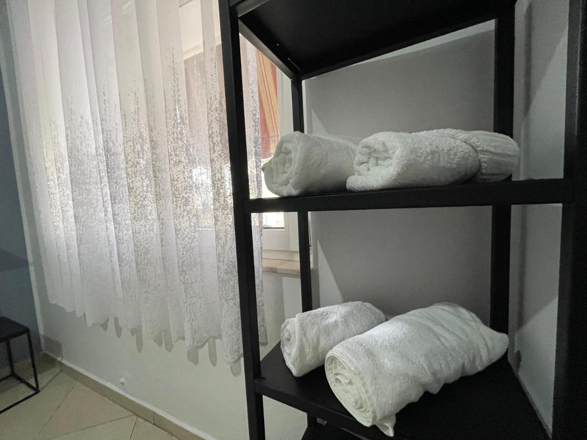 Tirana New Bazaar-Apartment 2 Bagian luar foto