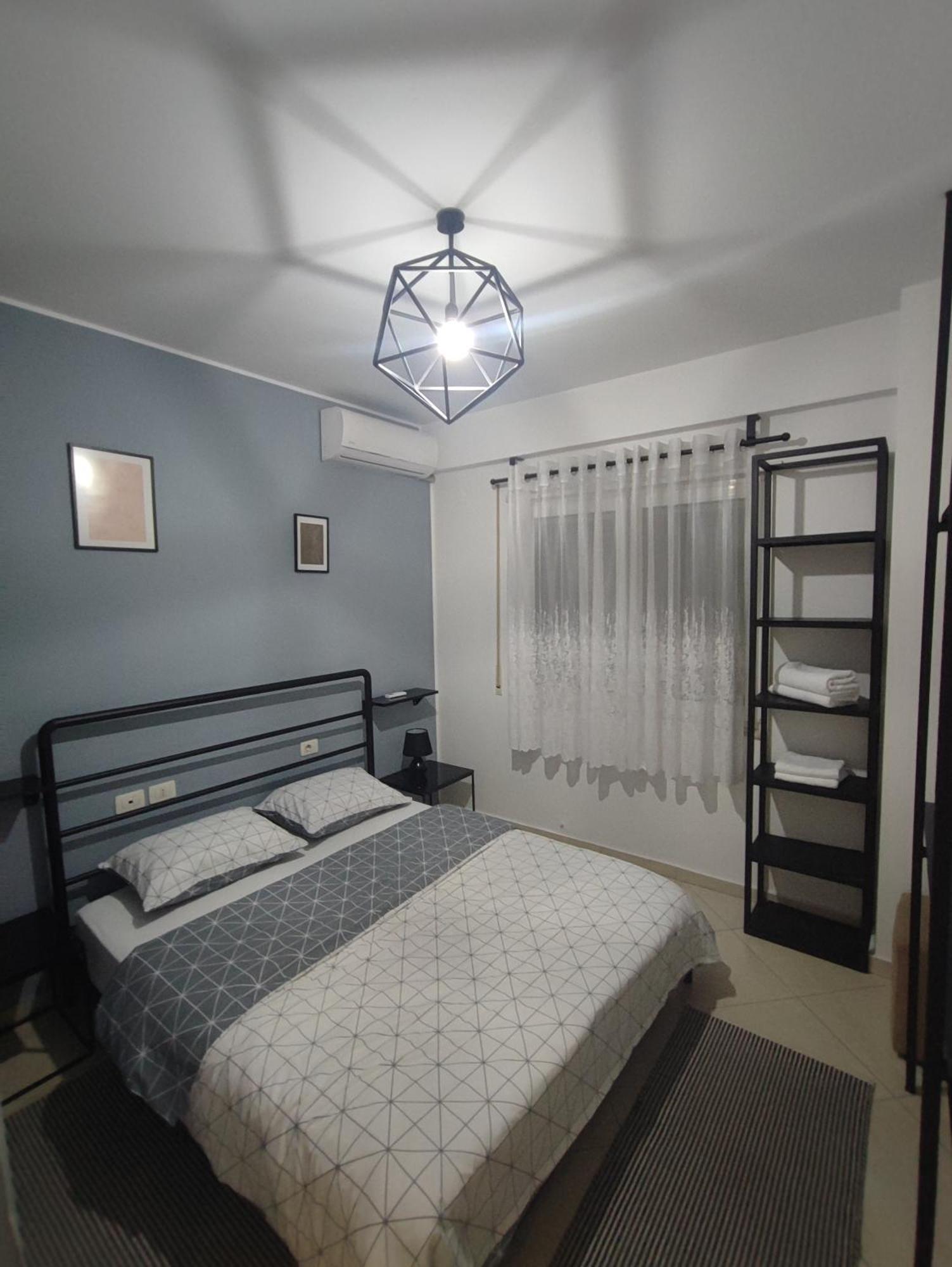 Tirana New Bazaar-Apartment 2 Bagian luar foto